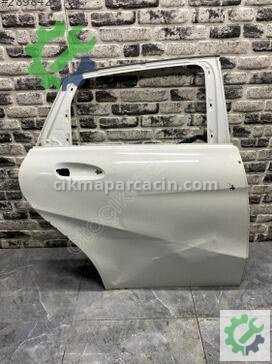 Mercedes-Benz B Serisi Sağ Arka Kapı çıkma parça