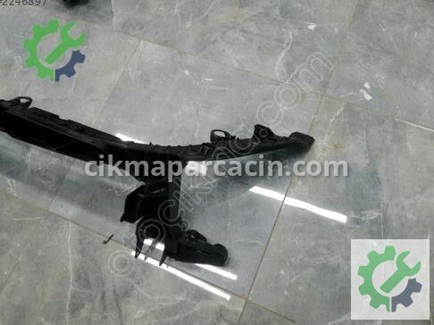 Mercedes-Benz GLB Ön Panel A2476209700 çıkma parça