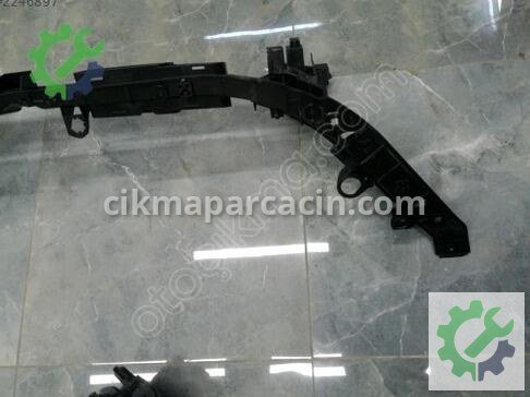 Mercedes-Benz GLB Ön Panel A2476209700 çıkma parça