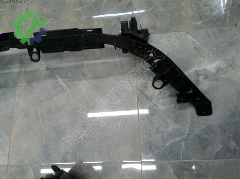 Mercedes-Benz GLB Ön Panel A2476209700 çıkma parça