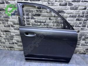 Mercedes w247 GLB sağ ön kapı glb orjinal çıkma kapı