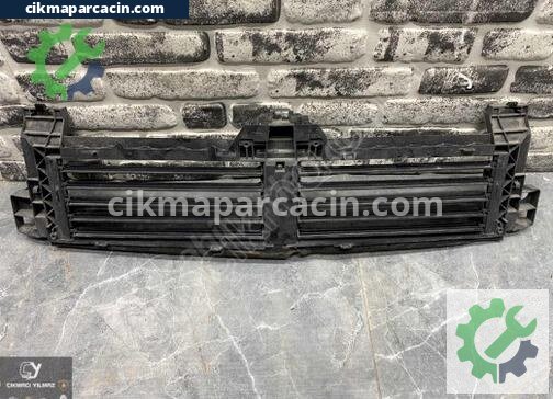 Mercedes-Benz GLB Ön Panel çıkma parça