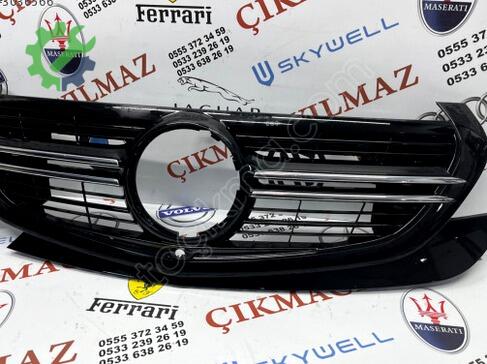 Mercedes-Benz EQC Ön Panjur çıkma parça