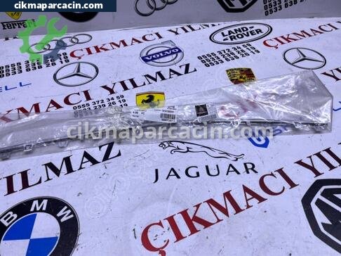 Mercedes-Benz EQE Tampon Izgara Çıtası çıkma parça