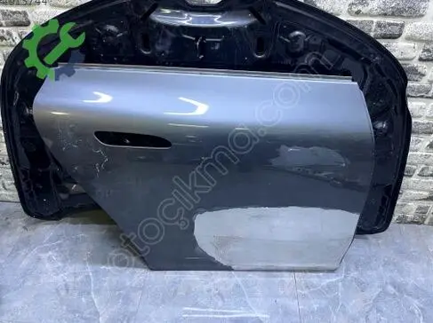 Mercedes-Benz EQE Sağ Arka Kapı A2957322400 çıkma parça