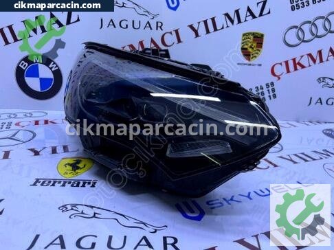Mercedes-Benz EQE Sağ Ön Far çıkma parça