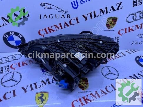 Mercedes-Benz EQE Sağ Ön Far çıkma parça
