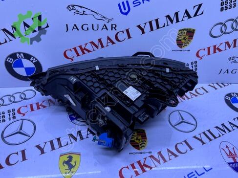 Mercedes-Benz EQE Sağ Ön Far çıkma parça
