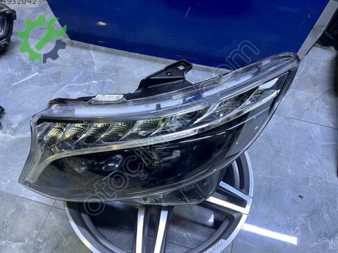 Mercedes-Benz Vito LED Far A4479063200 çıkma parça