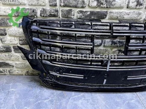 Mercedes-Benz Vito Ön Panjur A4478803704 çıkma parça