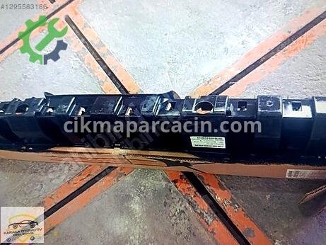 Mercedes-Benz Vito Arka Tampon çıkma parça