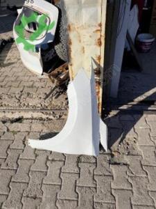 MG 4 sol ön çamurluk 2023 2025