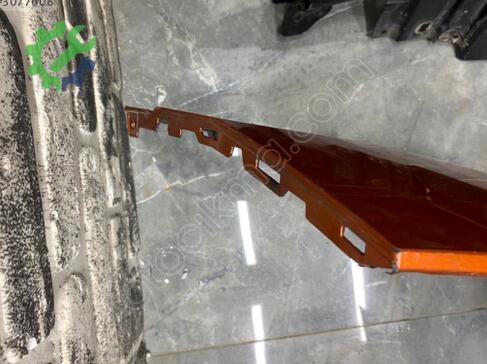 MG ZS Ön Tampon P10628329 çıkma parça