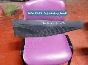 MG4  23-25   Sağ arka kapı  bandi
