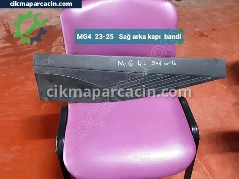 MG MG4 Kapı Çıtası çıkma parça