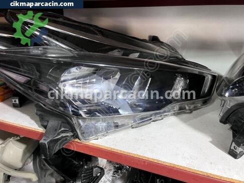 Nissan Micra Far çıkma parça