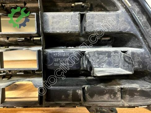 Mini Countryman Ön Panjur 224059-10 çıkma parça
