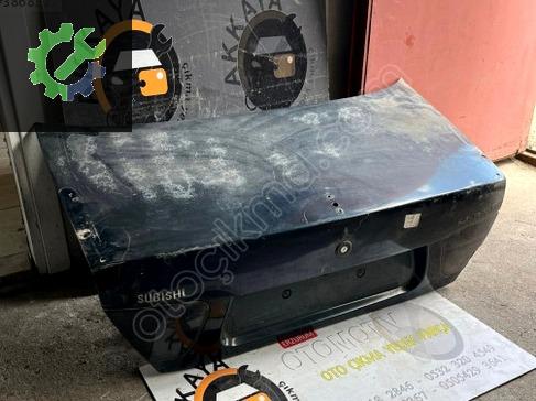 Mitsubishi Carisma Bagaj Kapağı çıkma parça