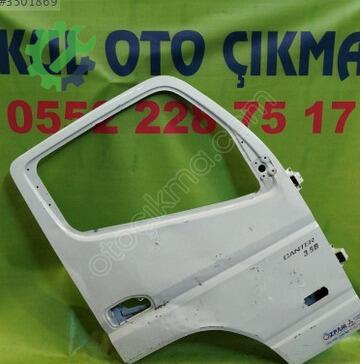 Mitsubishi Canter Sağ Kapı çıkma parça