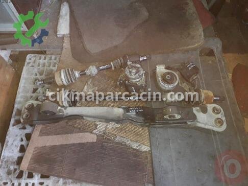 Mitsubishi Carisma Sol Konsol çıkma parça