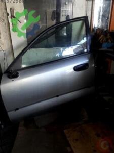 Mitsubishi karisma sol ön kapi