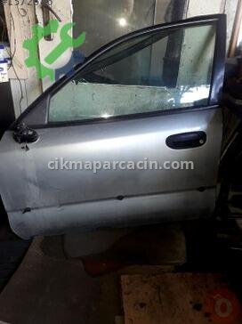 Mitsubishi Carisma Sol Ön Kapı çıkma parça