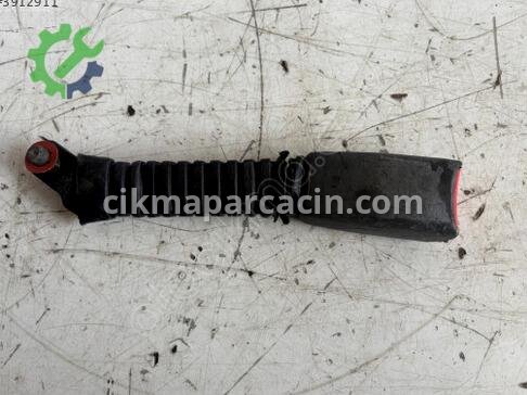 Mitsubishi L300 Kemer Tokası çıkma parça