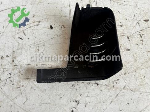 Mitsubishi L300 Torpido çıkma parça