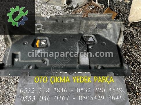 Mitsubishi L200 Döşeme 15-24 çıkma parça