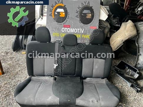 Mitsubishi L200 Arka Koltuk çıkma parça