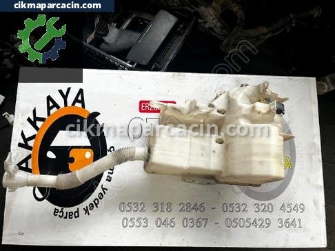 Mitsubishi L200 Cam Suyu Deposu çıkma parça