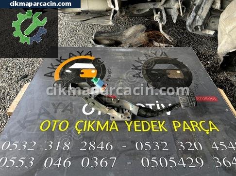 Mitsubishi L200 Pedal çıkma parça
