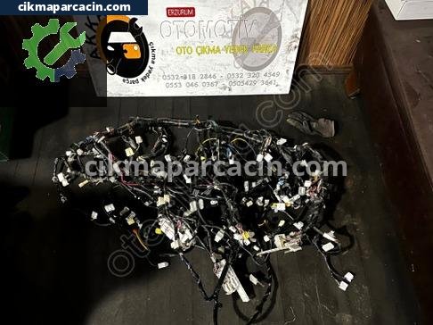 Mitsubishi L200 Göğüs çıkma parça