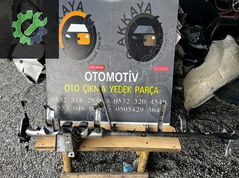 Mitsubishi L200 Göğüs Demiri çıkma parça