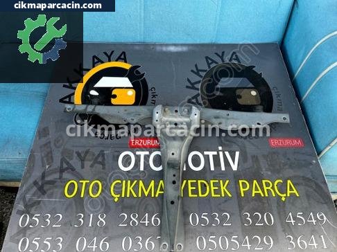 Mitsubishi L200 Ön Panel çıkma parça