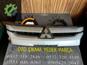 Mitsubishi L200 ön Panjur Orjinal Çıkma (19-24)