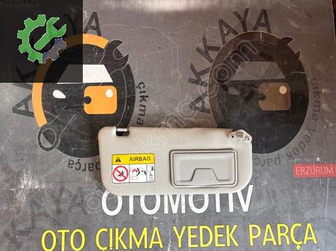 Mitsubishi L200 Sağ Güneşlik çıkma parça
