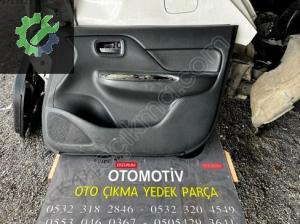Mitsubishi L200 Sağ ön Kapı Döşemesi Orjinal Çıkma