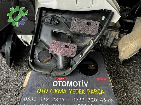 Mitsubishi L200 Kapı Döşemesi çıkma parça
