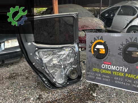 Mitsubishi L200 Sol Arka Kapı 16-24 çıkma parça
