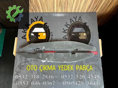 Mitsubishi L200 Sol Çamurluk çıkma parça