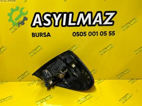 Mitsubishi L200 Sol Arka Stop 8330A155 çıkma parça