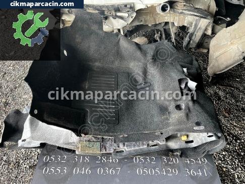 Mitsubishi L200 Taban Halısı çıkma parça