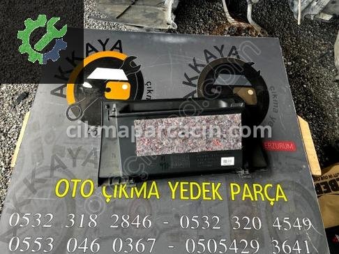 Mitsubishi L200 Torpido Kapağı 15-24 çıkma parça