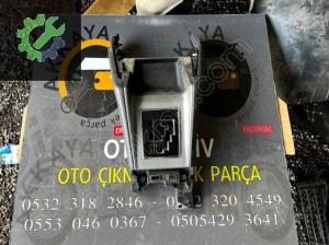 Mitsubishi L200 Vites Konsolu Otomatik Vites (15-24) Çıkma
