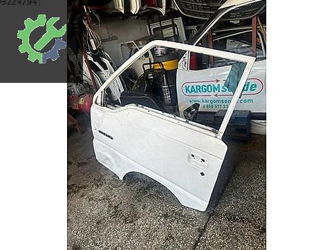 Mitsubishi L300 Sol Ön Kapı çıkma parça