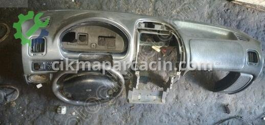 Mitsubishi Carisma Direksiyon Simidi çıkma parça