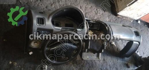Mitsubishi Carisma Direksiyon Simidi çıkma parça