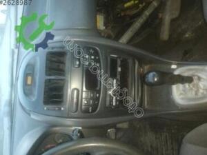 Mitsubişi karisma 1.8 parçalar