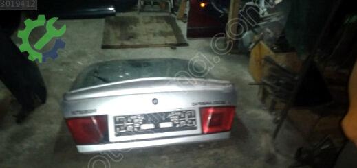 Mitsubishi Carisma Bagaj Kapağı çıkma parça